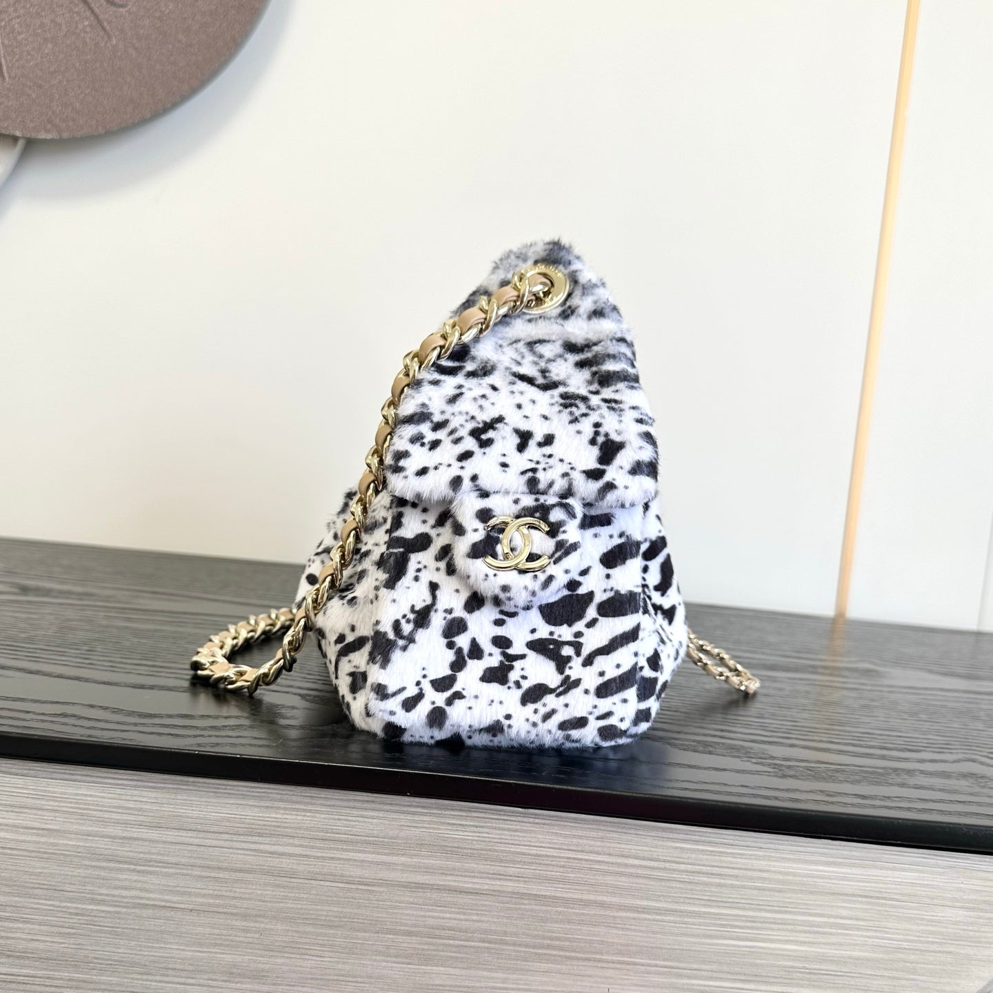 Chanel 2026 Leopard Print Hobo Bag 22cm White Black Ponyhair Leather