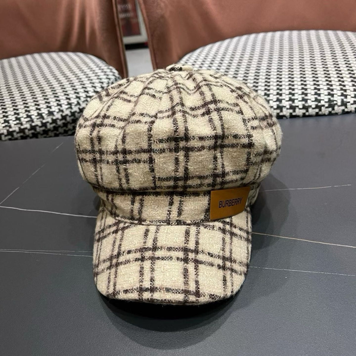 Burberry 2026 Beret Hat Tweed 565915