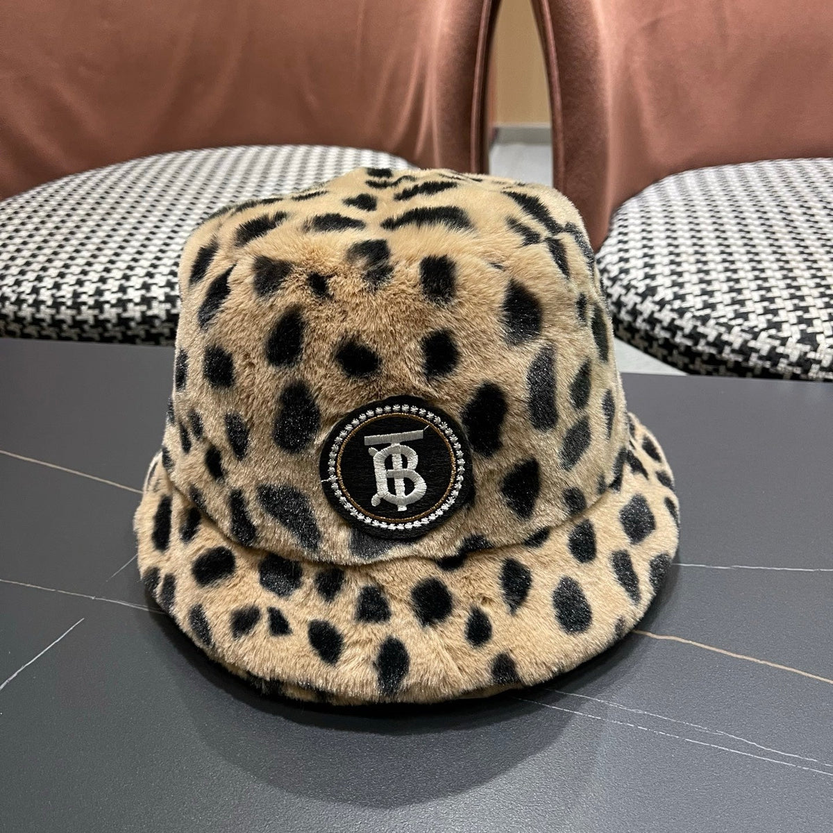 Burberry 2026 Leopard Print Bucket Hat Wool 550007