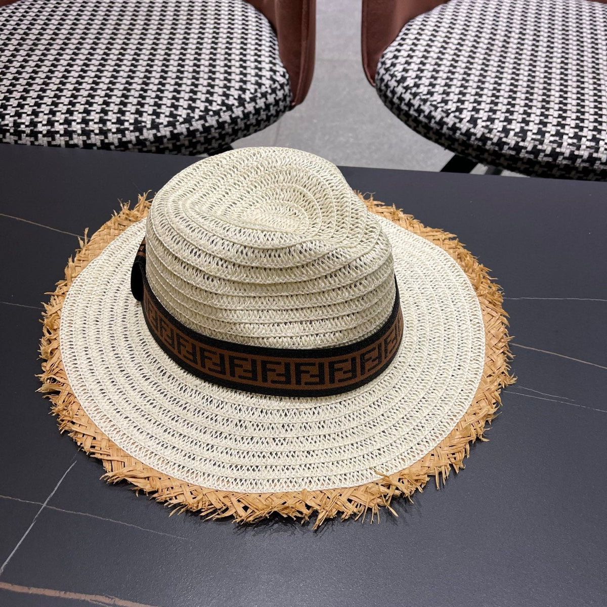 Fendi Wide-Brimmed Straw Hat 491777