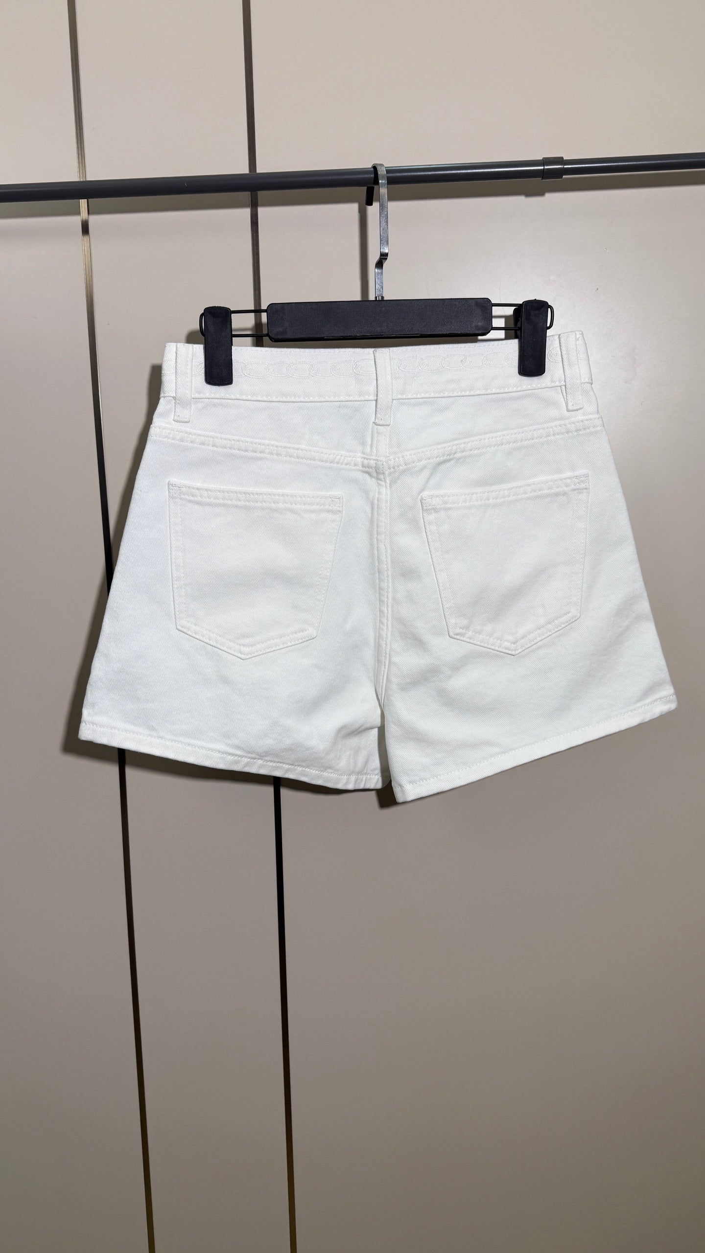Chanel 2026 Denim Shorts White Cotton 635734
