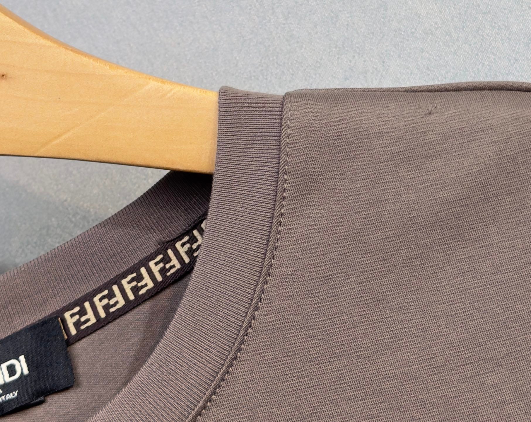 Fendi 2026 Men's Short-Sleeve T-Shirt Brown Cotton 737223
