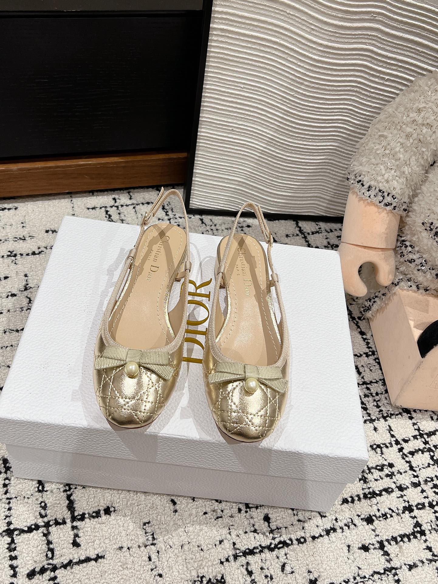 CD Ballet Slingback Pump 30mm In Gold Quilted Calfskin 997041