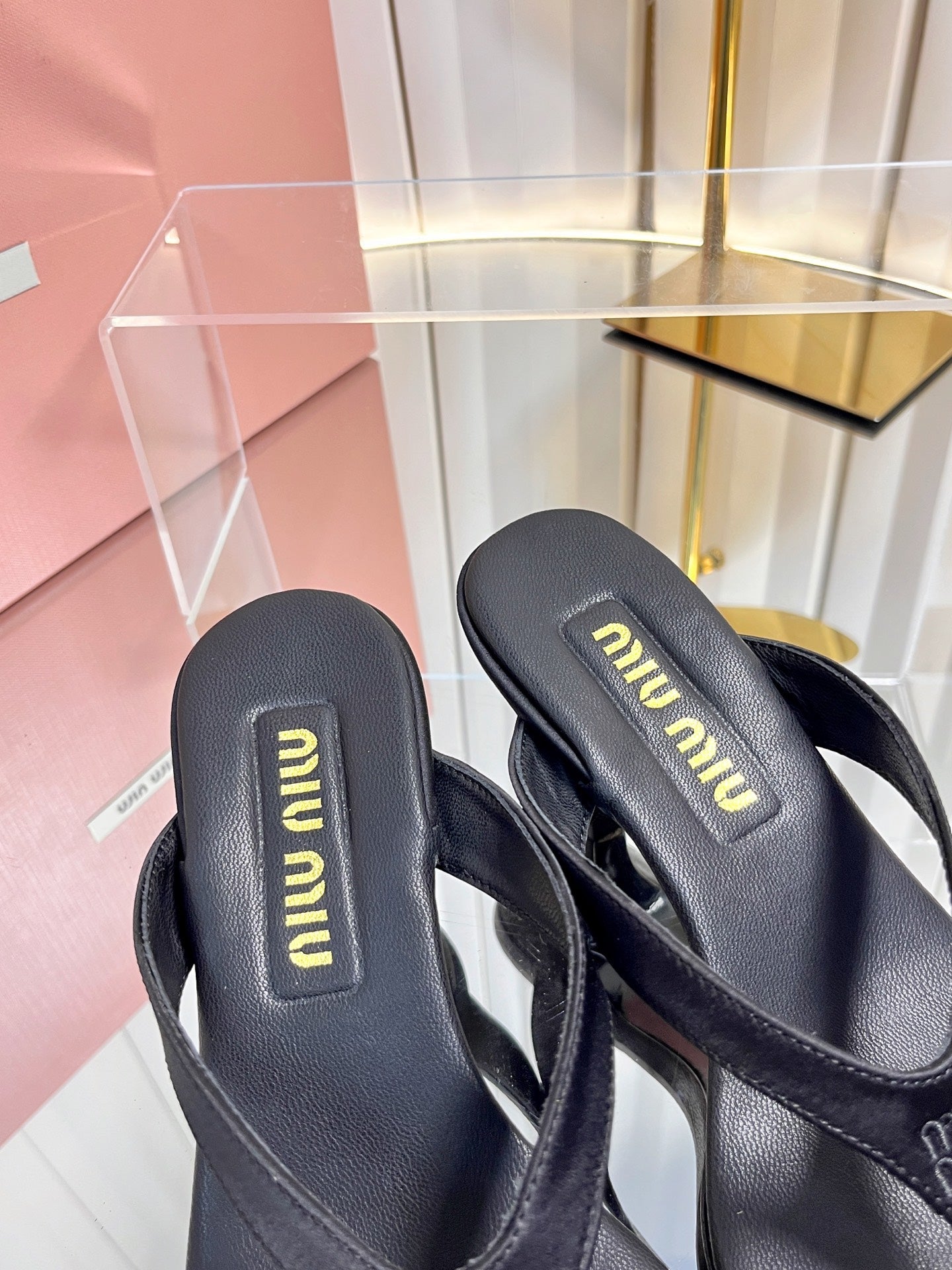 Miu Miu 2026 Kitten Heel Flip-Flops Sandals 45mm Silk 979177