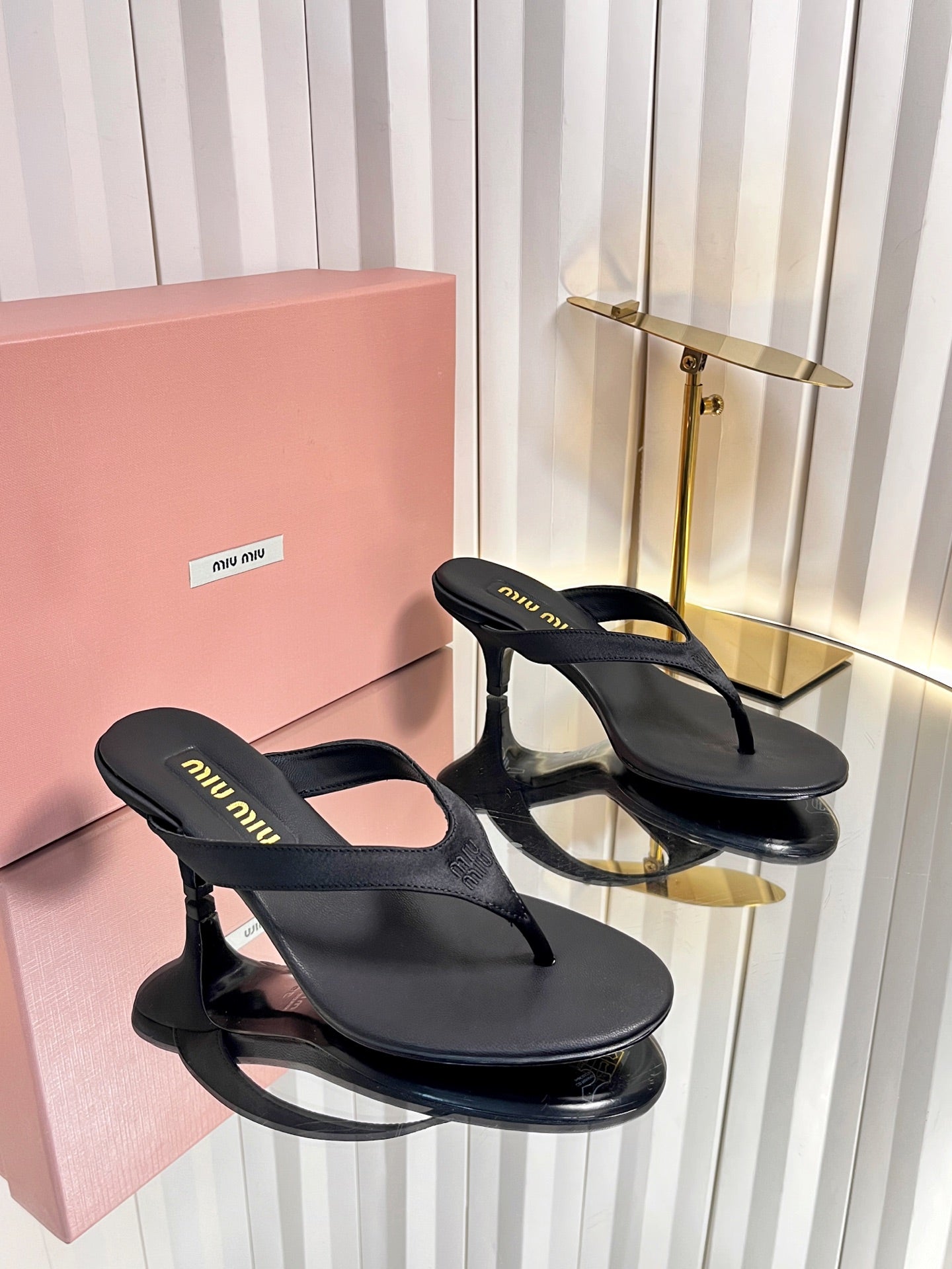 Miu Miu 2026 Kitten Heel Flip-Flops Sandals 45mm Silk 979177