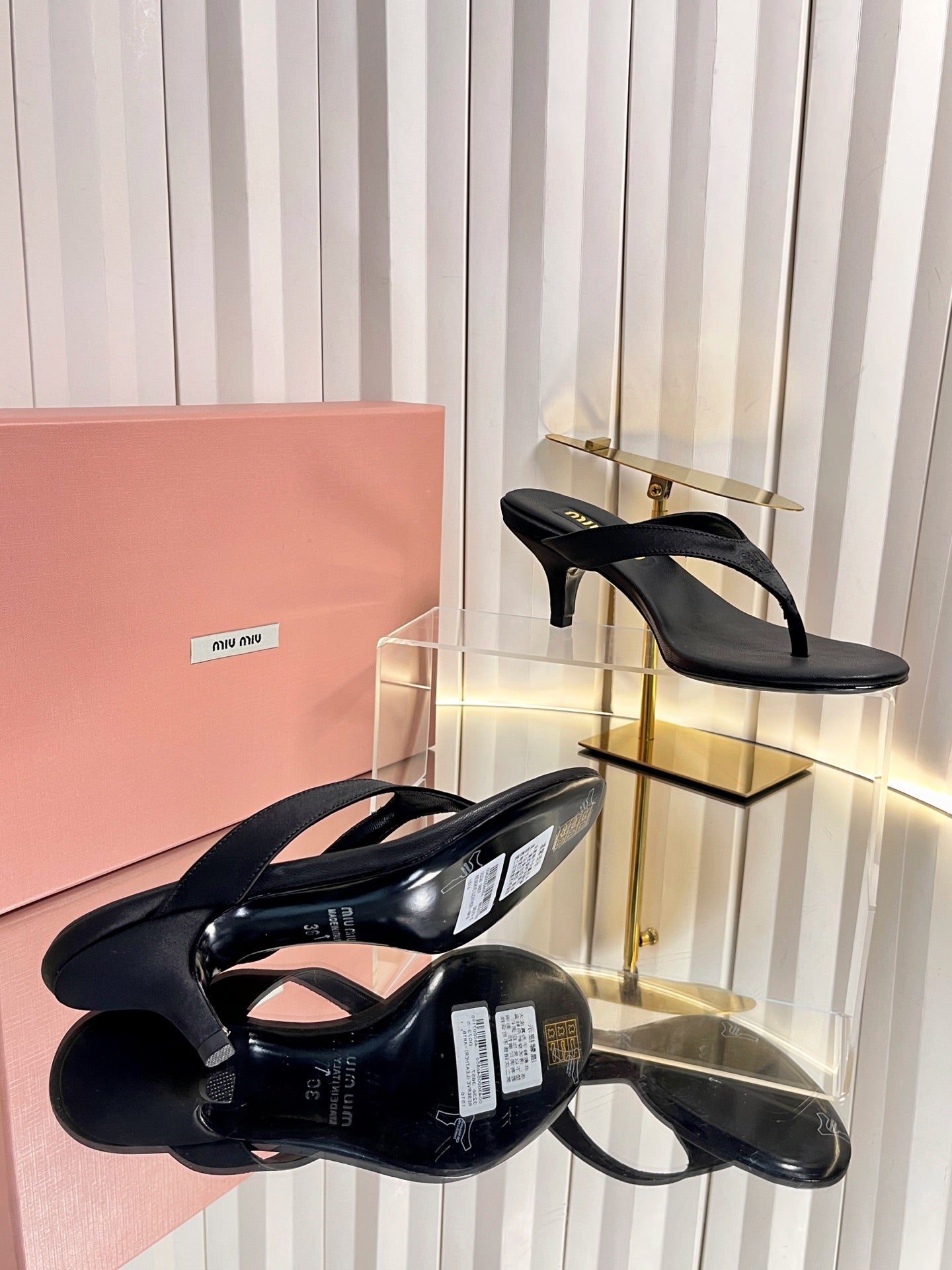 Miu Miu 2026 Kitten Heel Flip-Flops Sandals 45mm Silk 979177