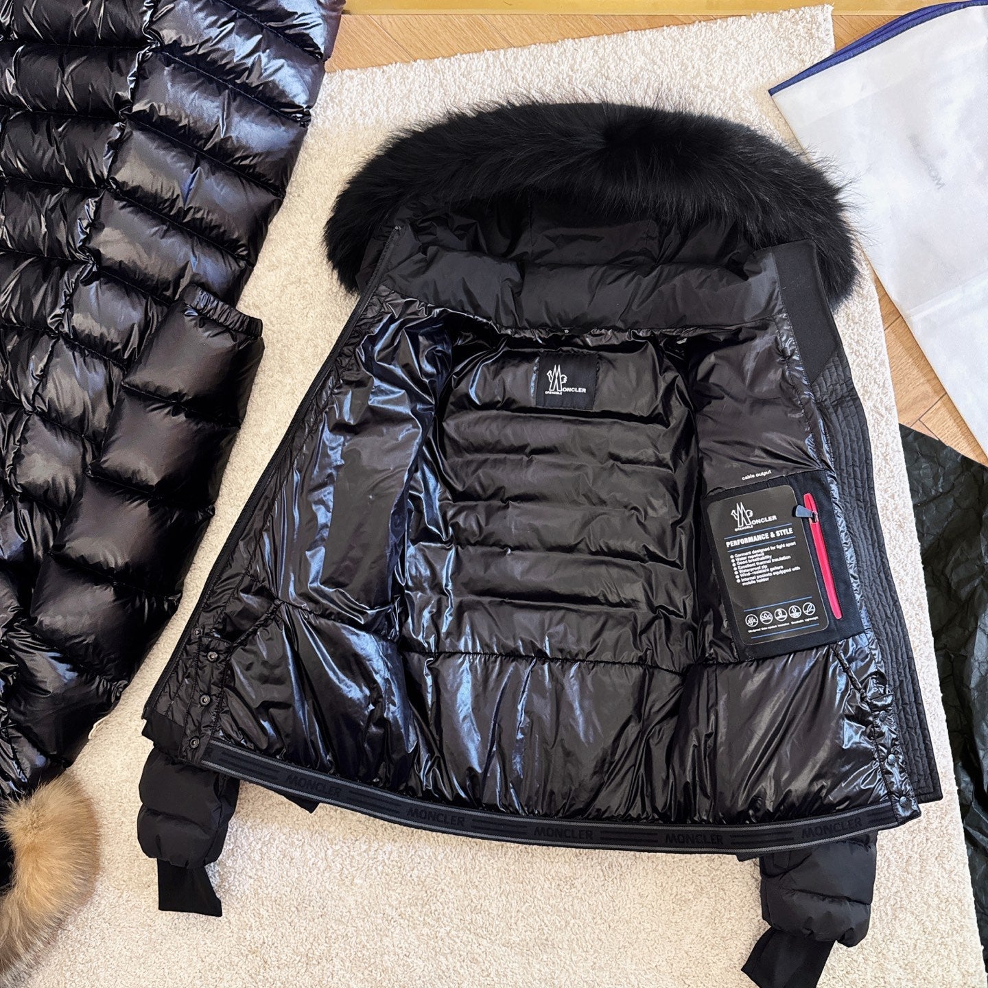 Moncler 2025  Grenoble 'Beverley' Hooded Shearling-trimmed Ski Black Down Jacket