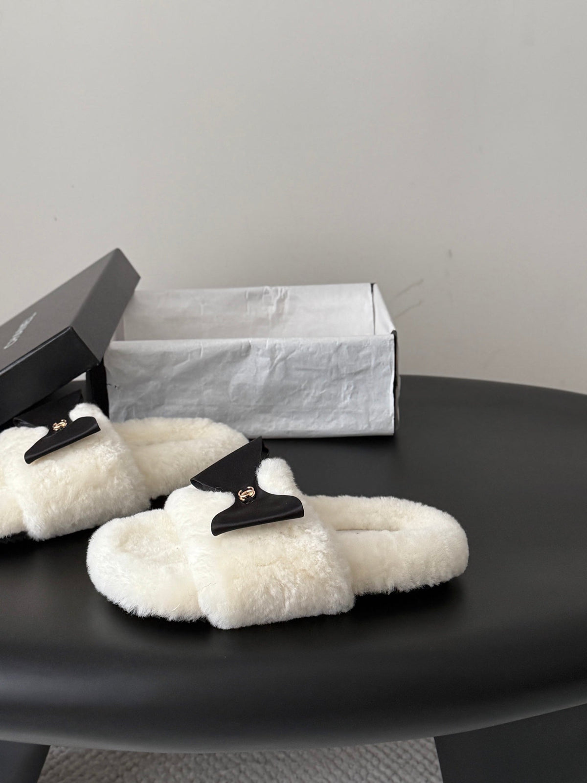 Chanel 2026 Bow Furry Slippers Wool 128278