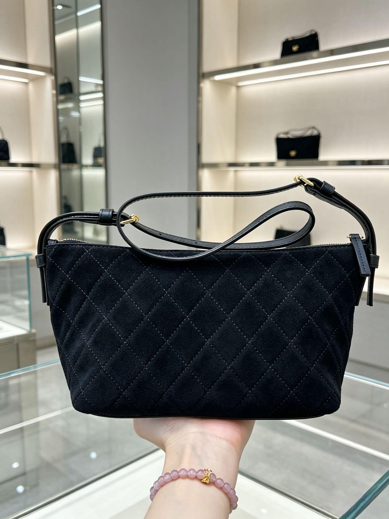 Chanel 2026 Clutch Bag 19cm Suede Leather