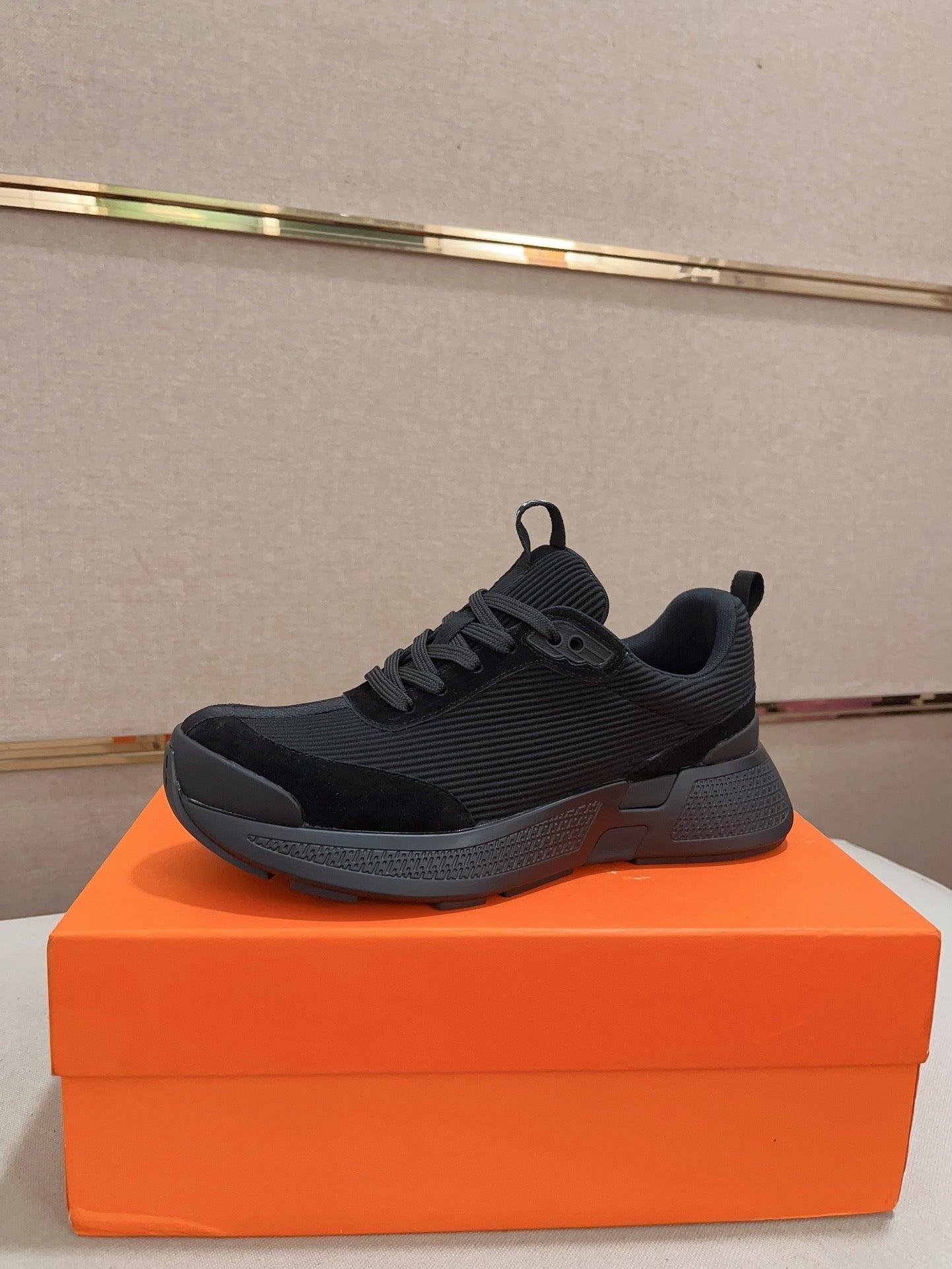 HM HUGO SNEAKER BLACK WEAVE AND SUEDE