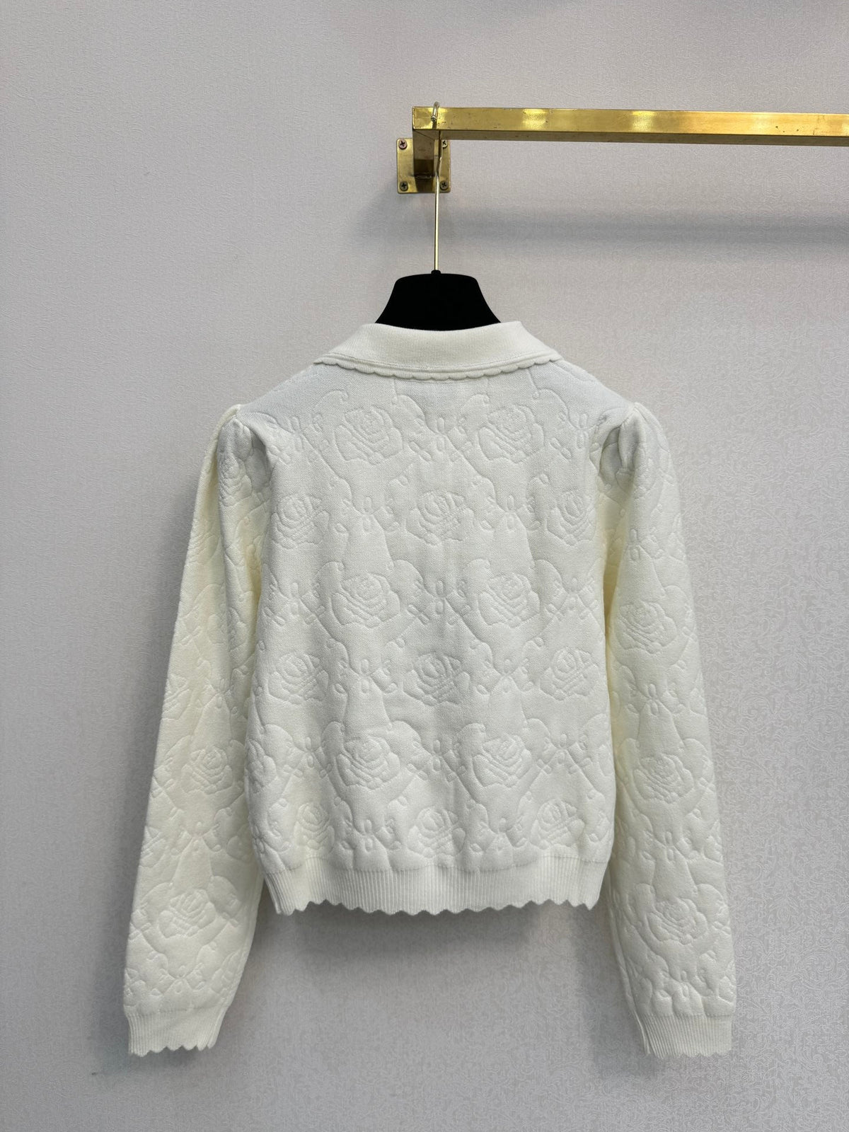 Chanel 2026 Cardigan Cream-white Wool 424706