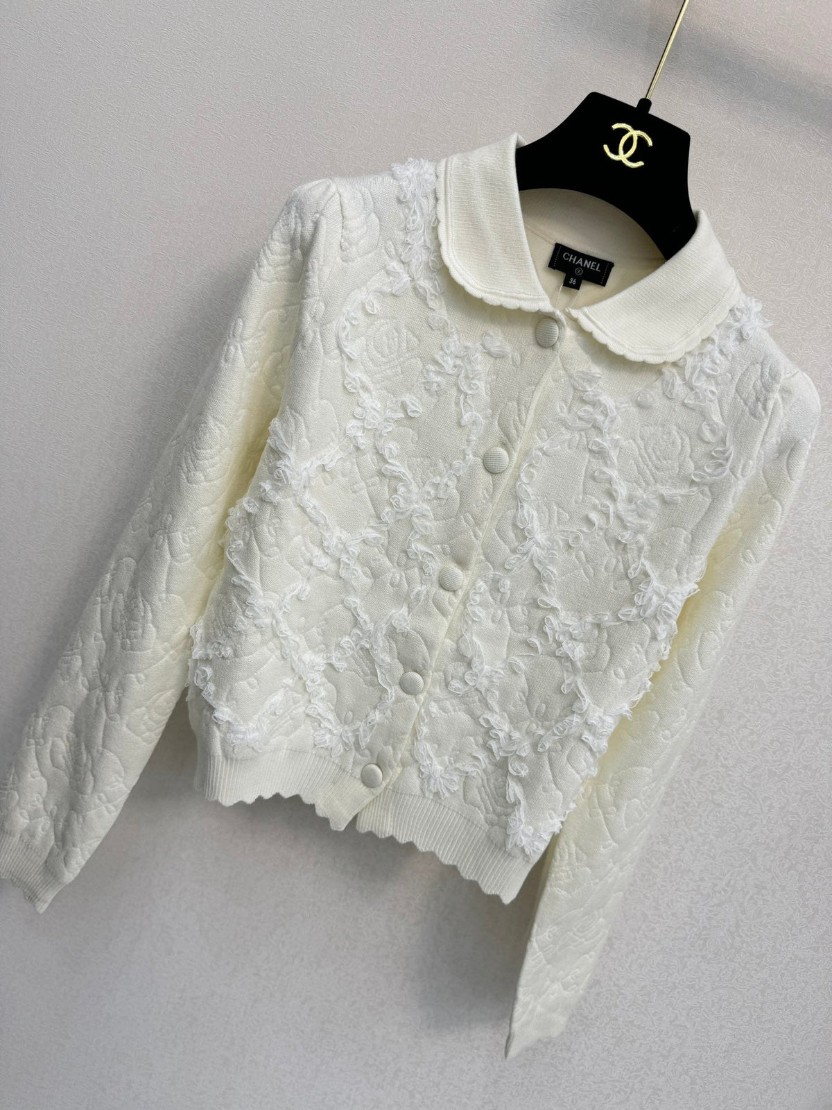 Chanel 2026 Cardigan Cream-white Wool 424706