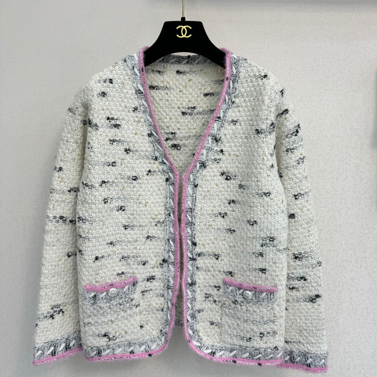 Chanel 2026 V-neck Cardigan Pink Mix White Wool 424707