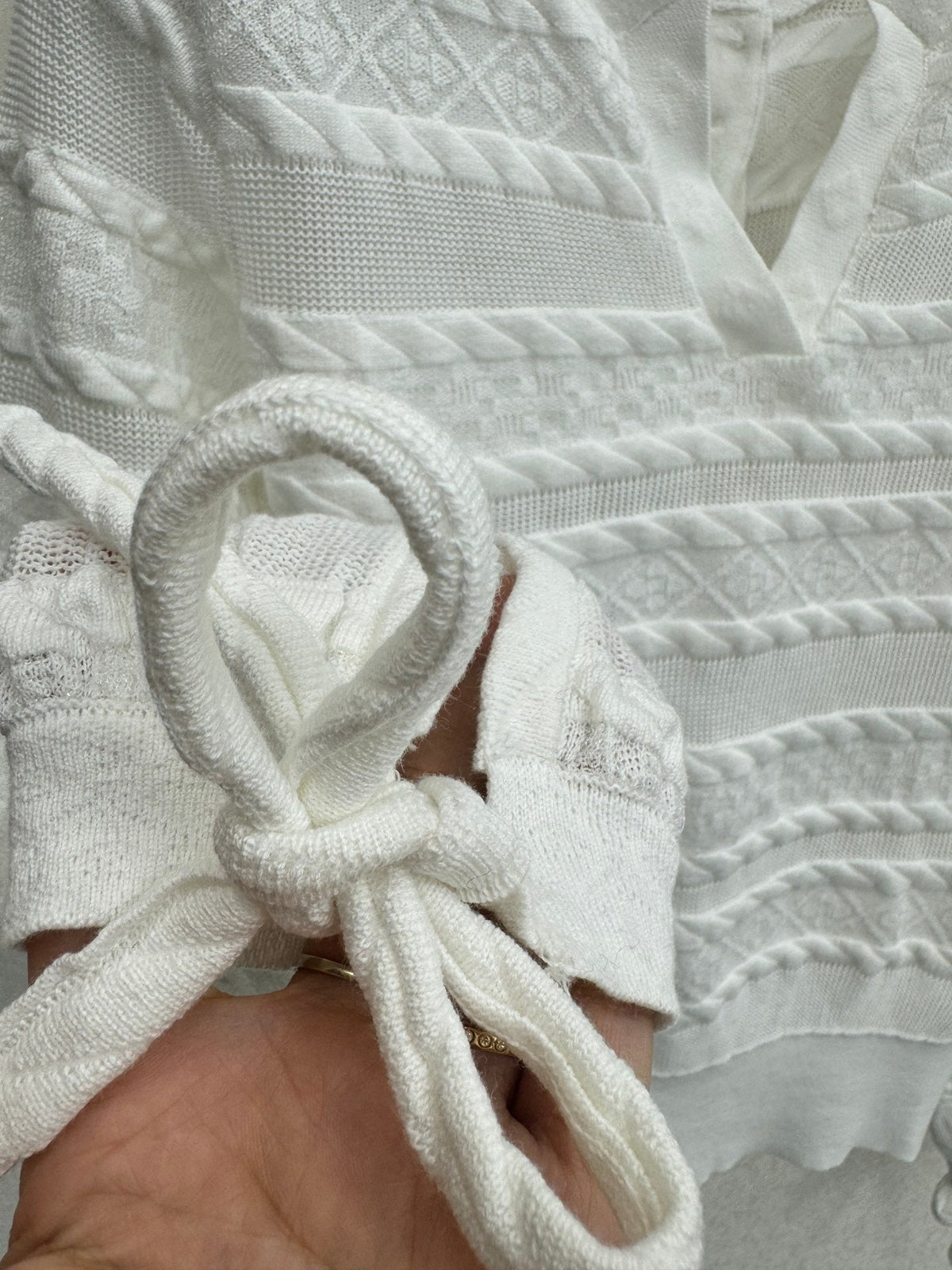 Chanel 2026 Cardigan Embellished With Bow White Wool 424712