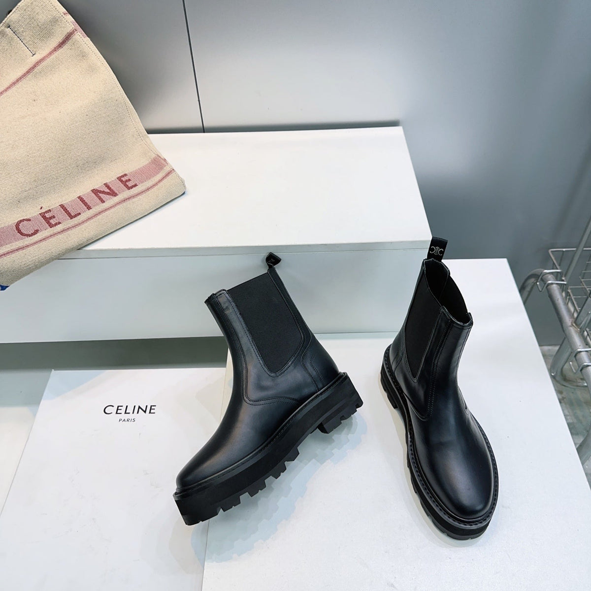 Celine 2026 Chunky Chelsea Boots Black Calfskin 107301