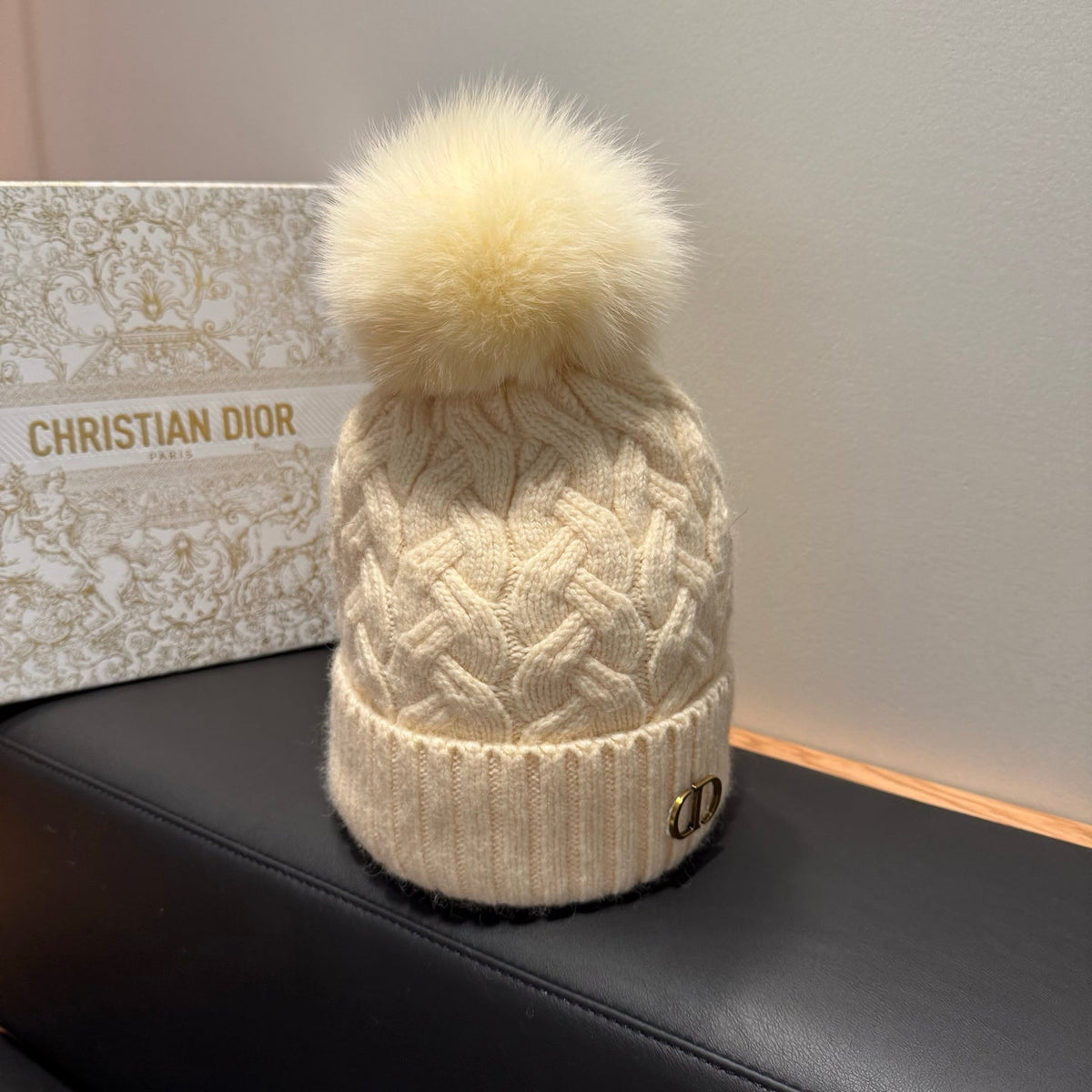 Dior Knitted Wool Hat 497757