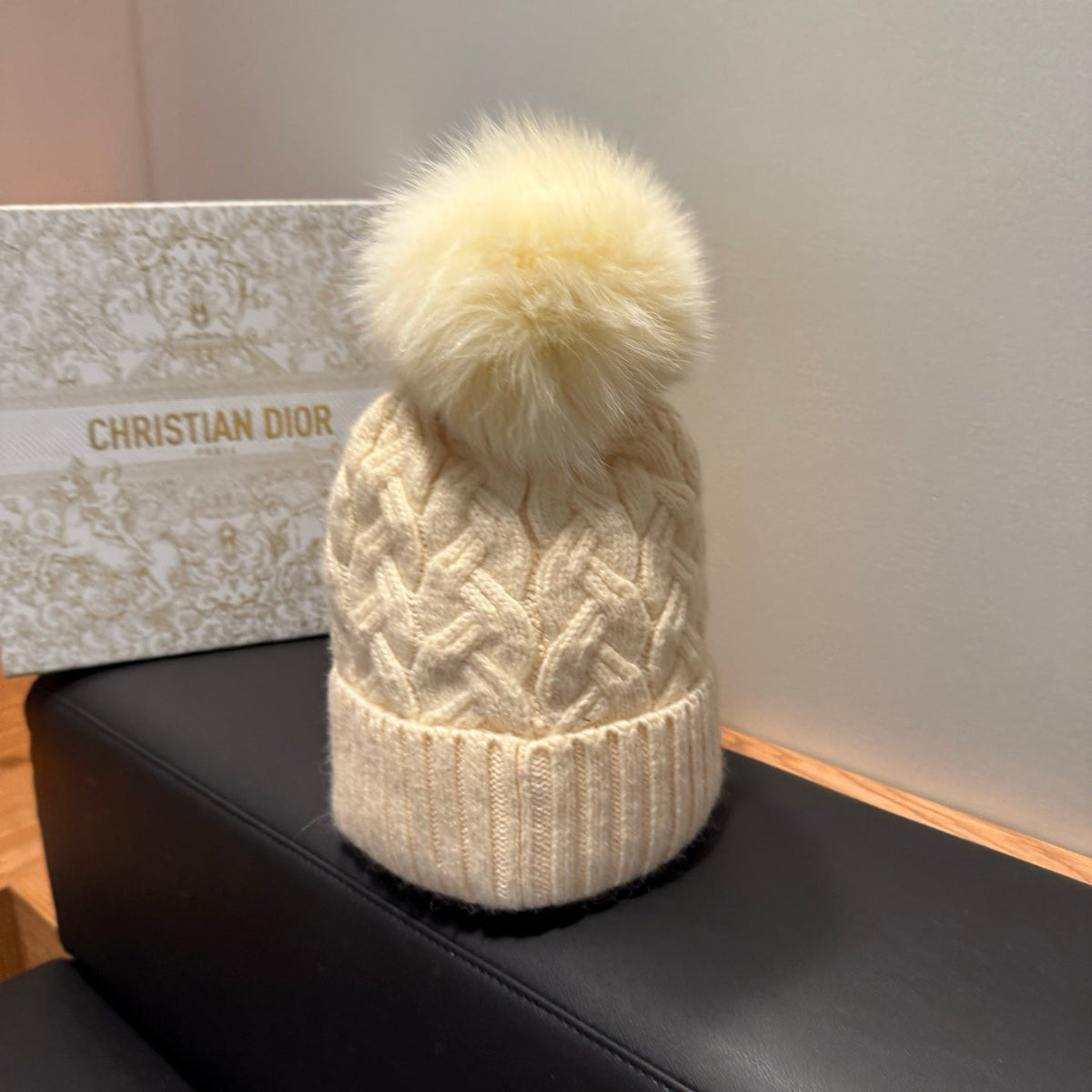 Dior Knitted Wool Hat 497757