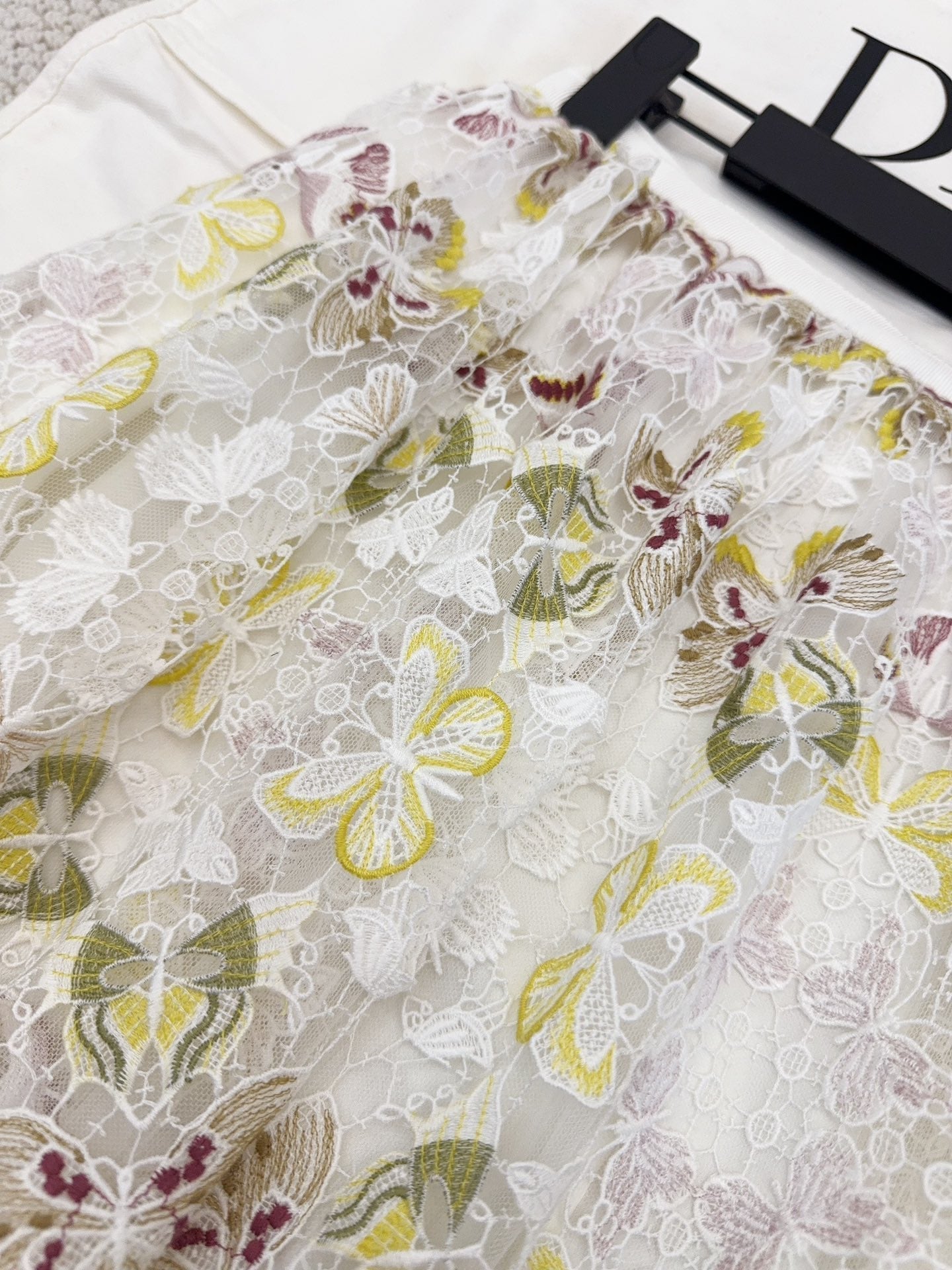CD 25 Butterfly Embroidered Long Skirt Lace Silk