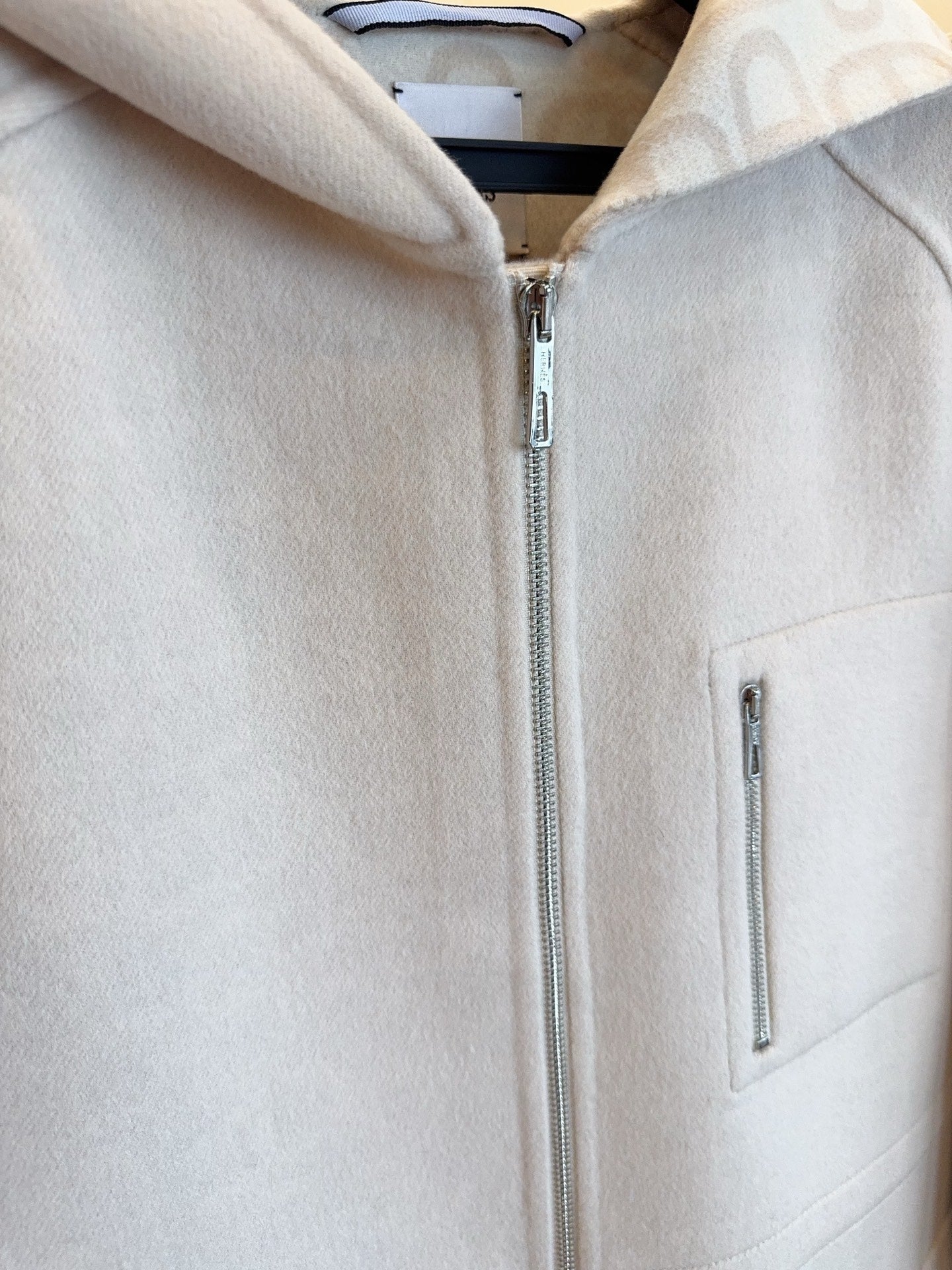 HM 25 Long Coat Cashmere Embroidered Leather 264291
