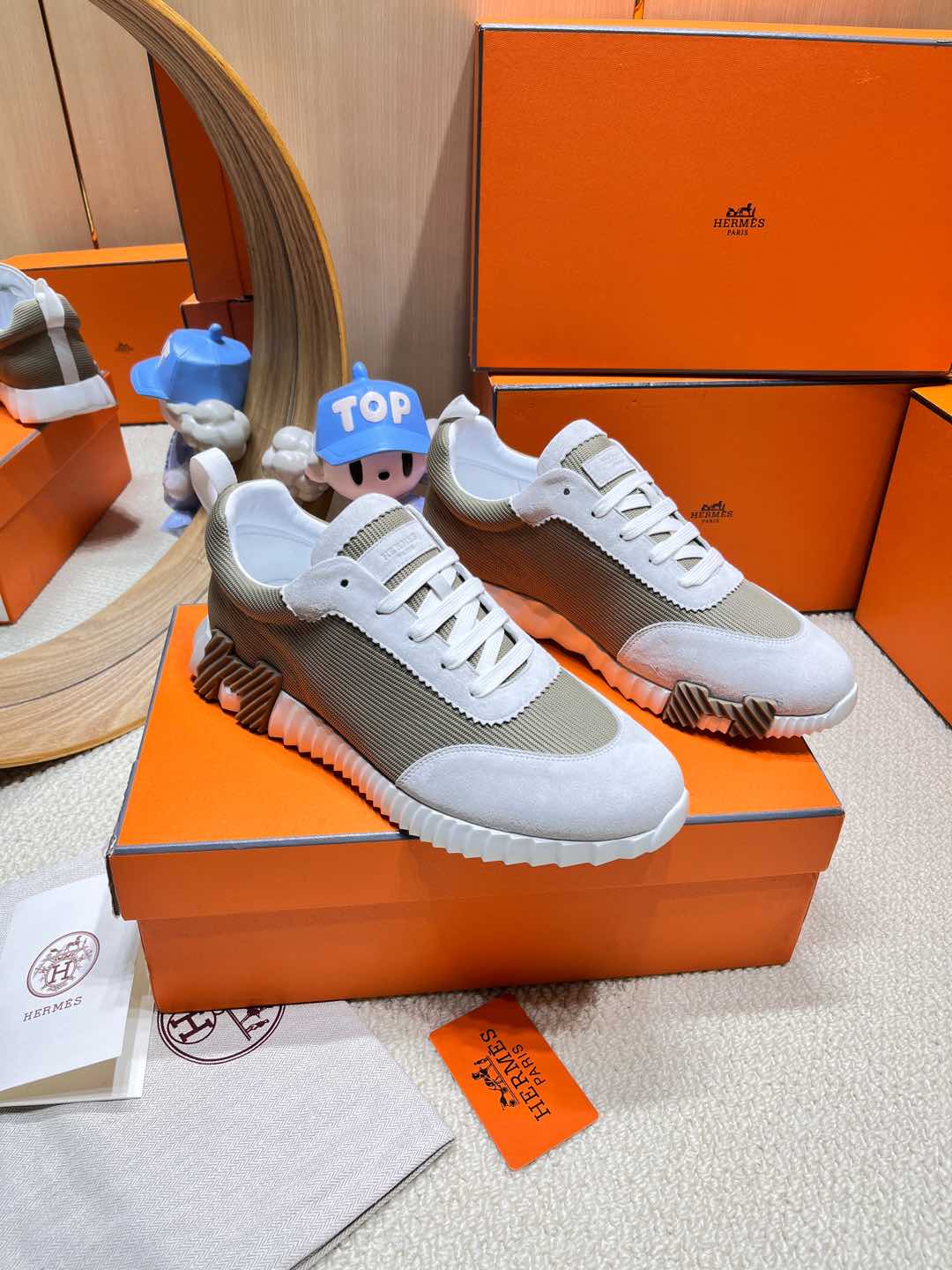 HM Bouncing Sneaker Matcha Grey Fabric with Suede 206304