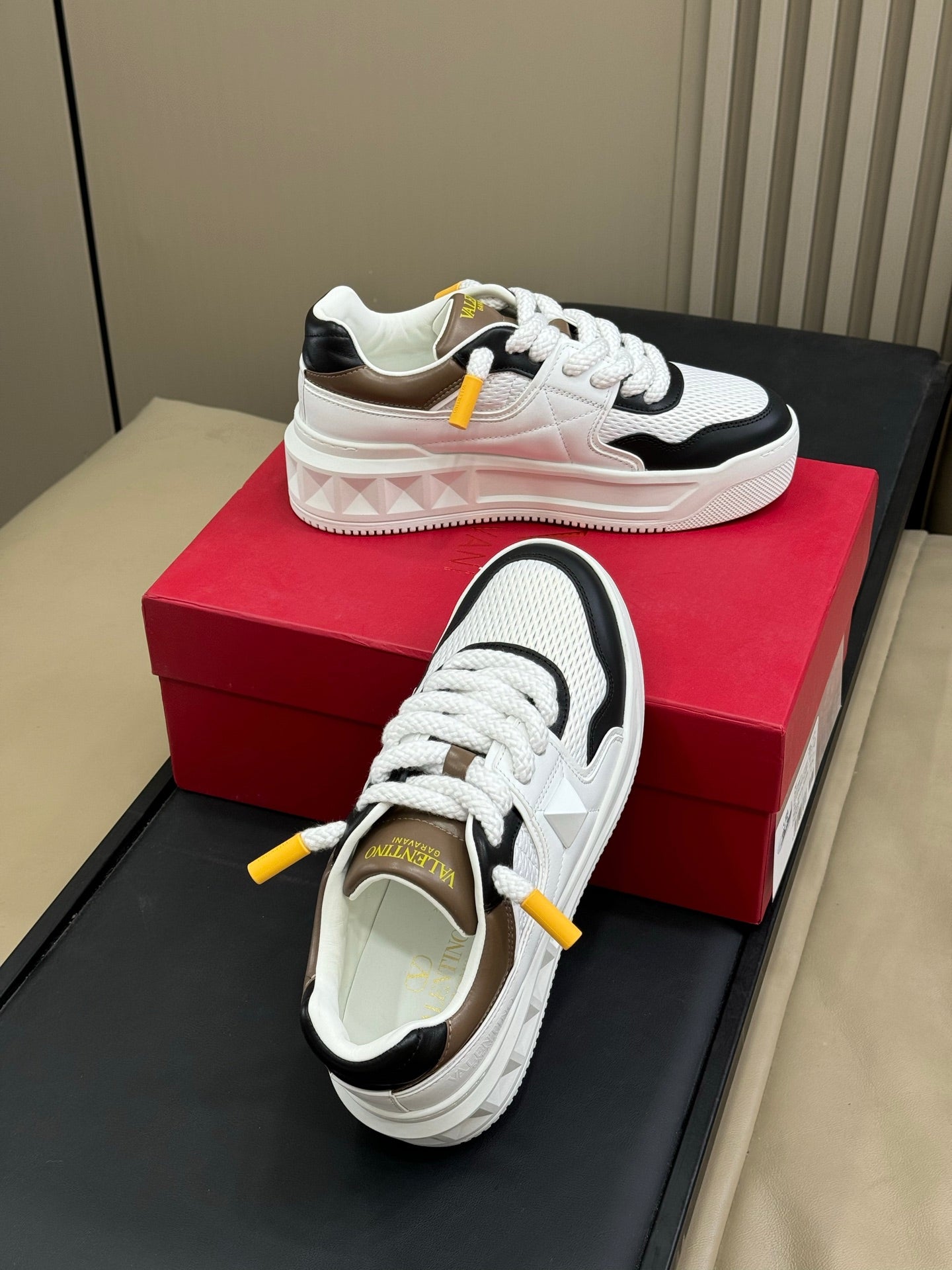 VT 2025 Sneakers White mix Colors  Frabic Cowhide 548574