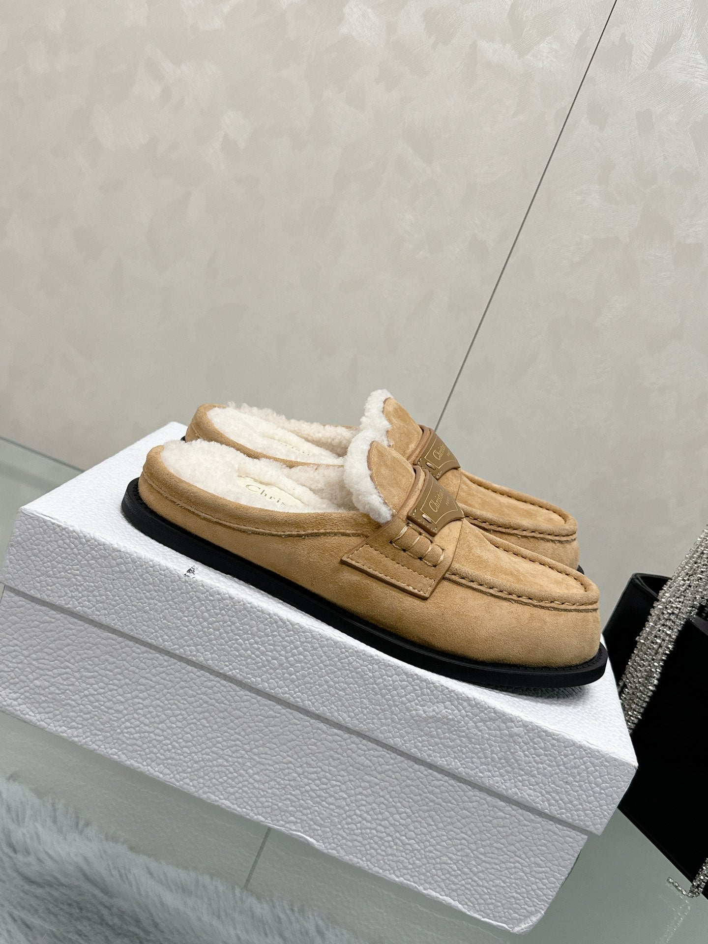 Dior 2026 Boy Mule Tan Suede 966804