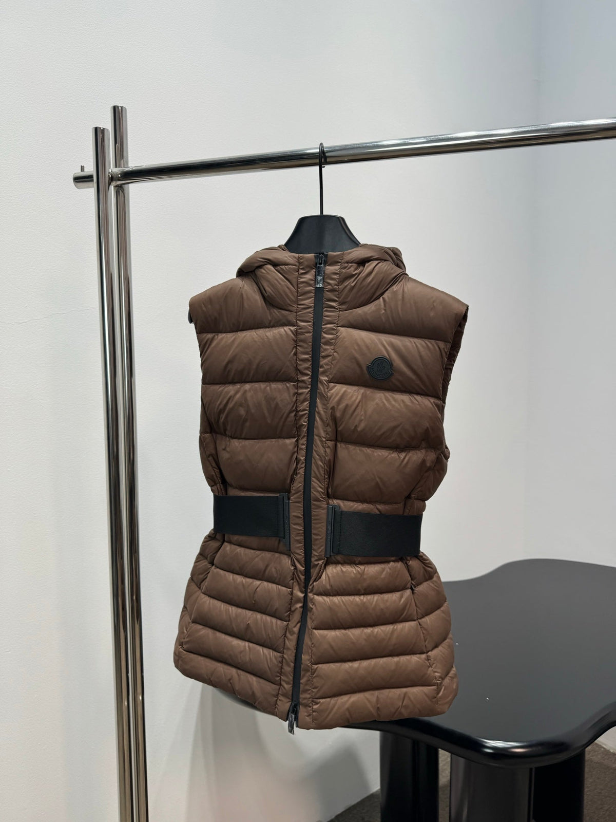 Moncler 2026 Melia Hooded Vest Brown And Black Down Polyester