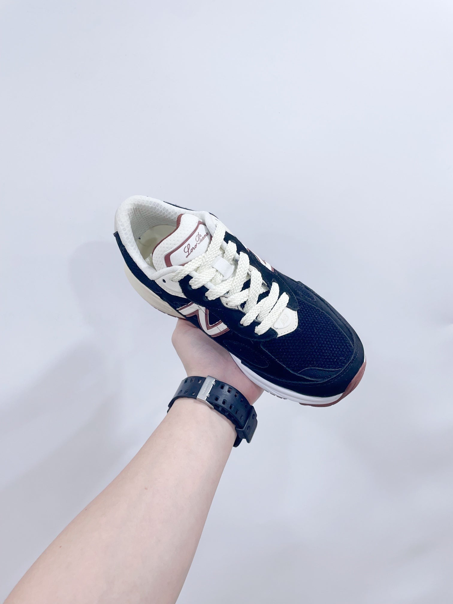 LP x NB 990v6 Sneaker 45mm dark blue suede calfskin and mesh fabric