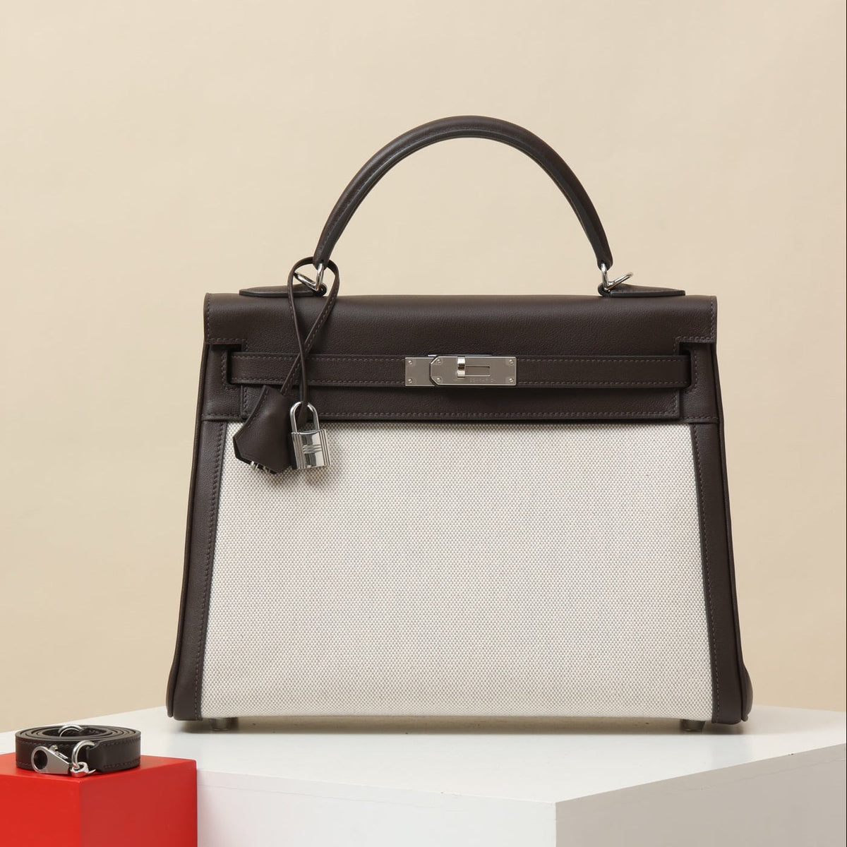 High-end Hermes 2026 Kelly Retourne Bag Leather Canvas