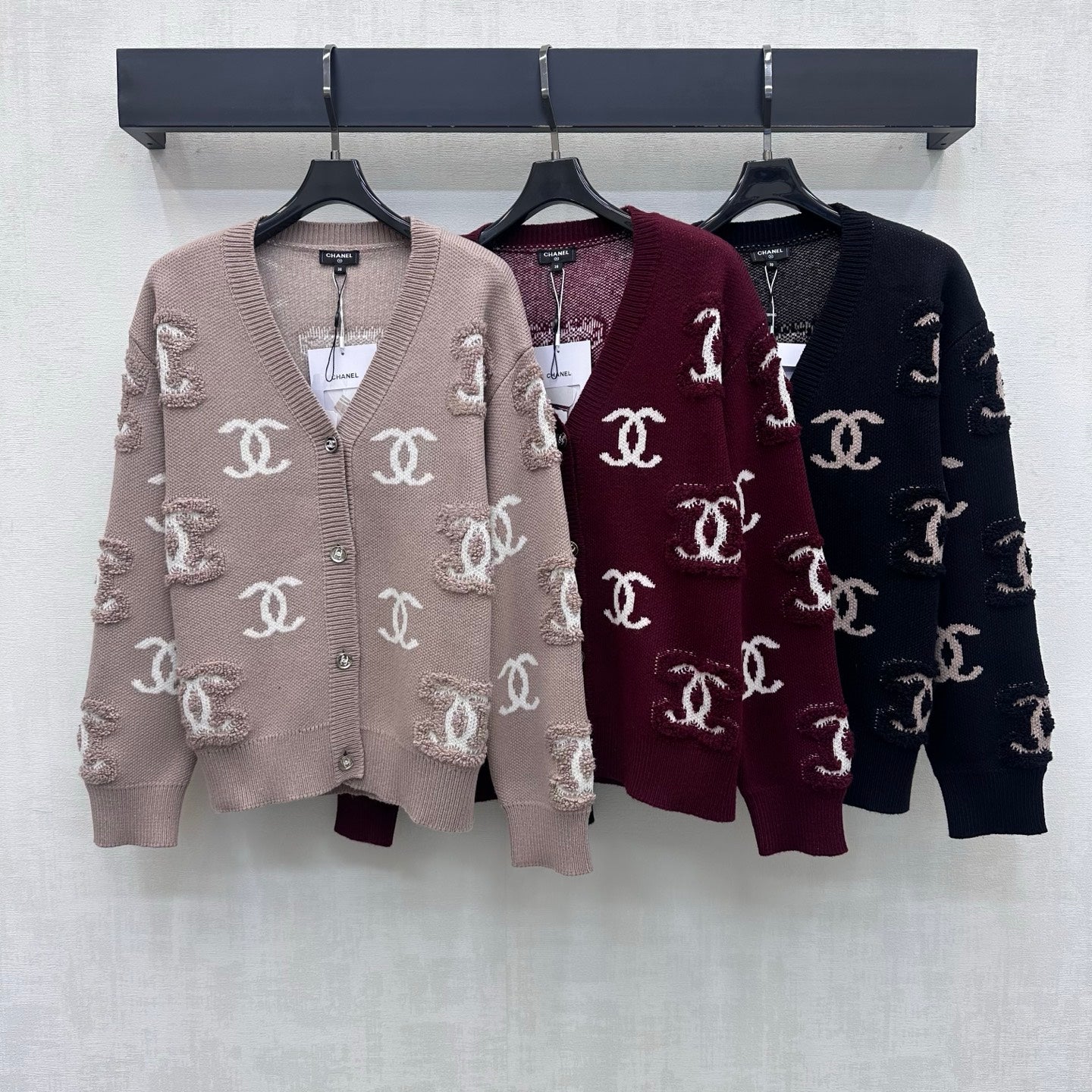 Chanel 2026 Jacquard Long-Sleeve Knit Cardigan Wool 418685