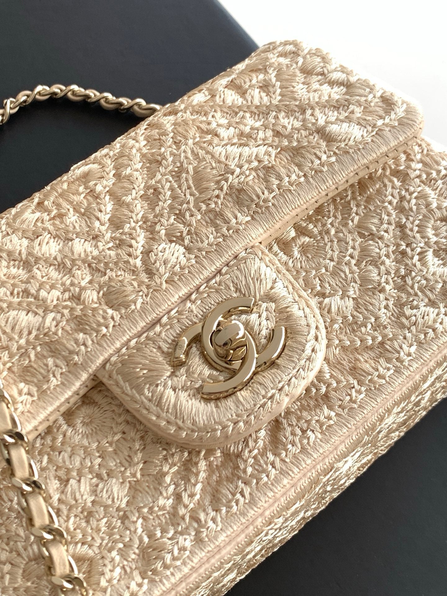 Chanel 2026 Crochet Bag 21cm Wool Leather 292266