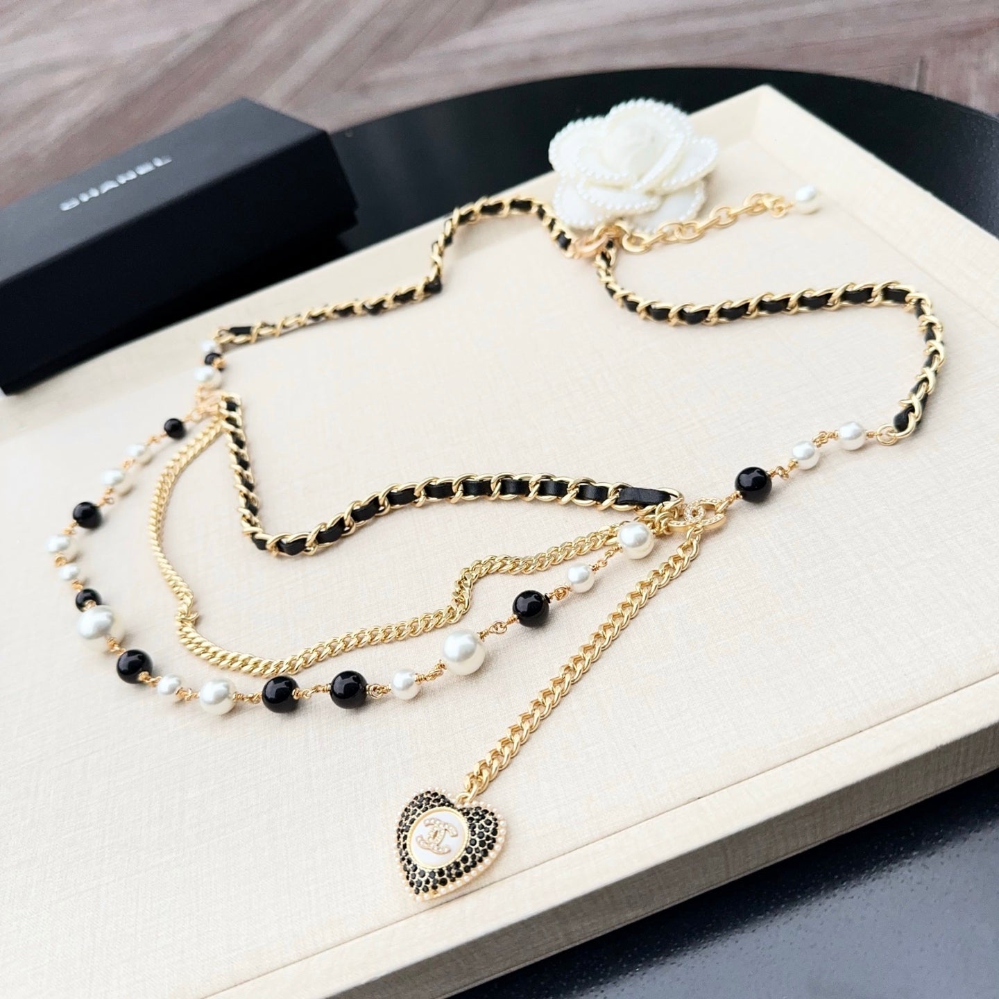 Chanel 2026 Multi-Layer Pearl Charm Belt 210473