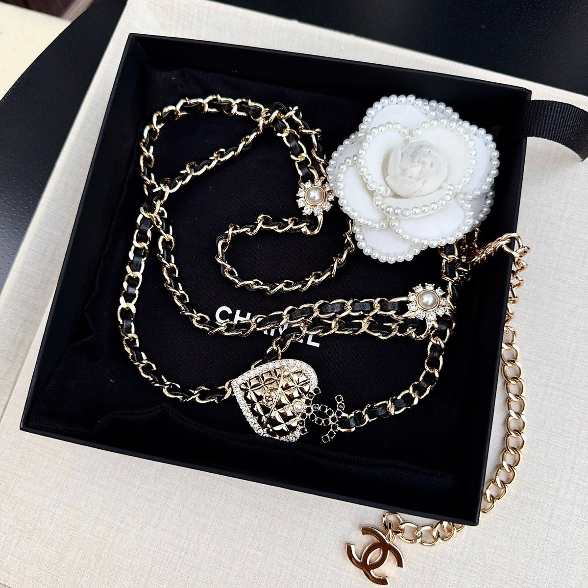 Chanel 2026 Crystal Charm Chain Belt 215186