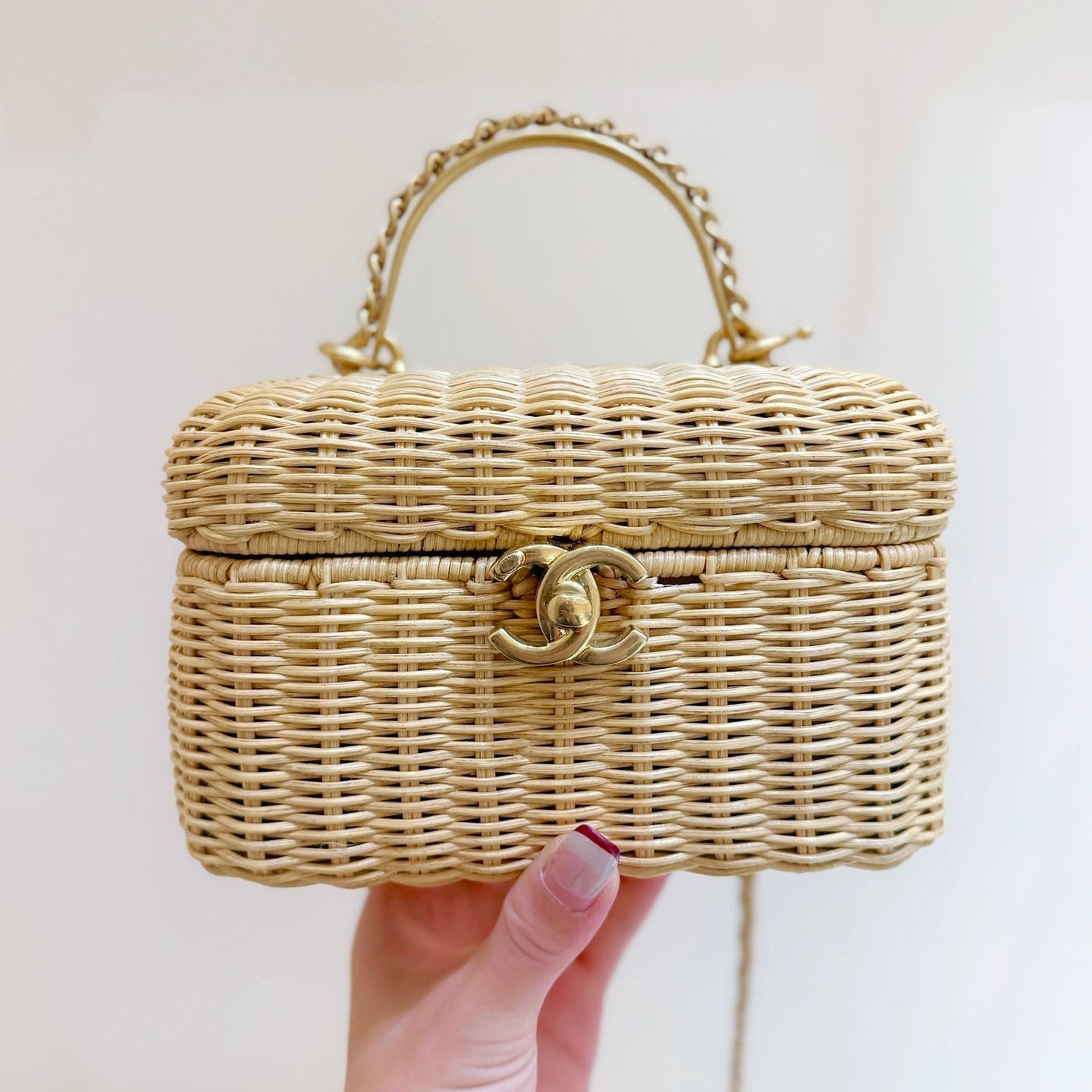 Chanel 2026 Vanity Case Beige Braided Rattan and Gold-Tone Metal