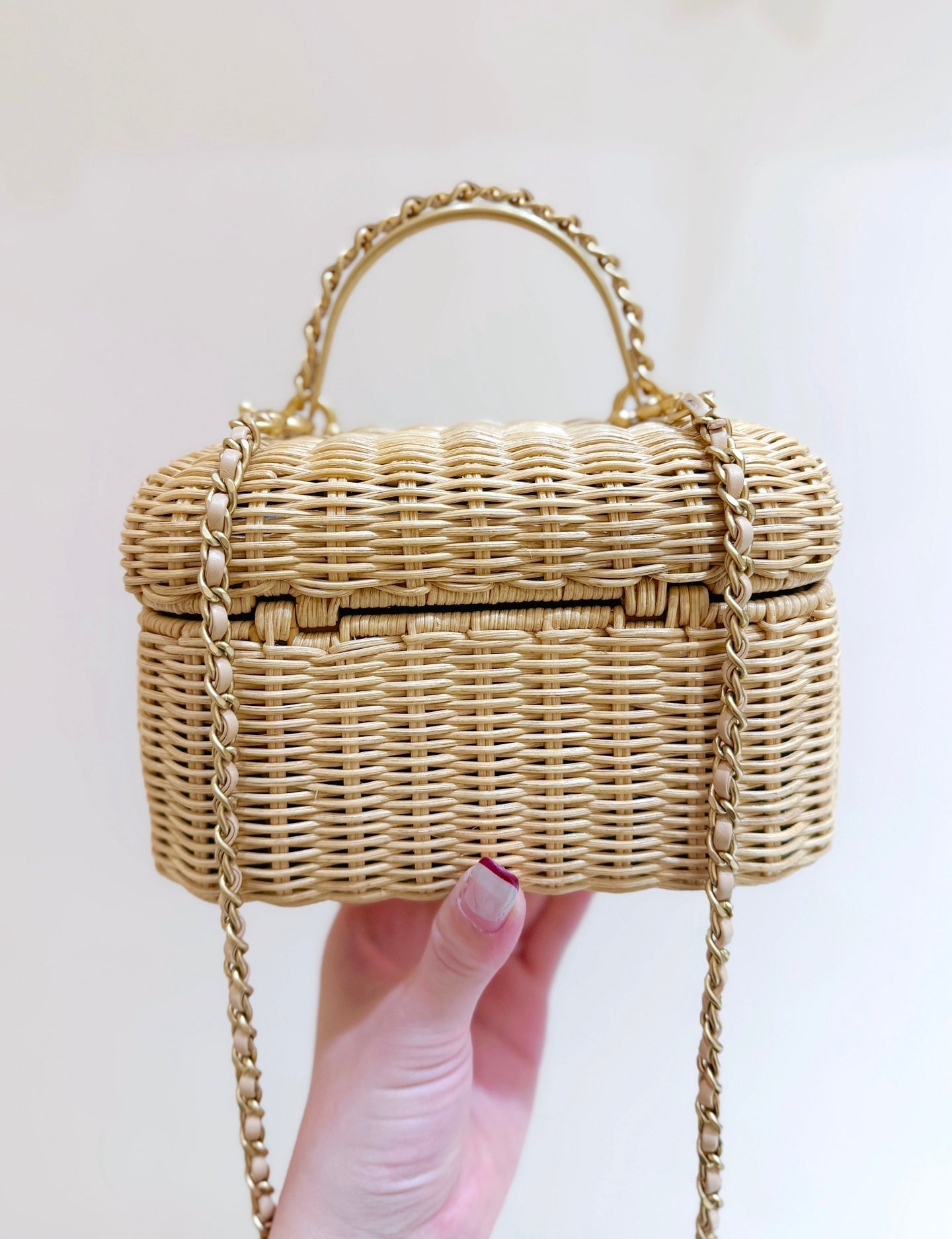 Chanel 2026 Vanity Case Beige Braided Rattan and Gold-Tone Metal