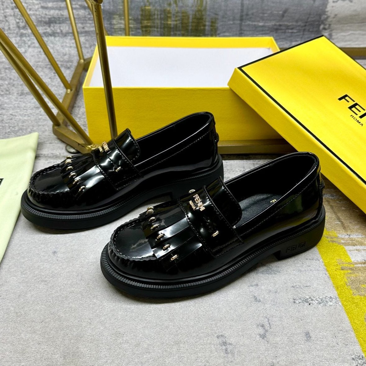 Fendi Loafer & Espadrilles