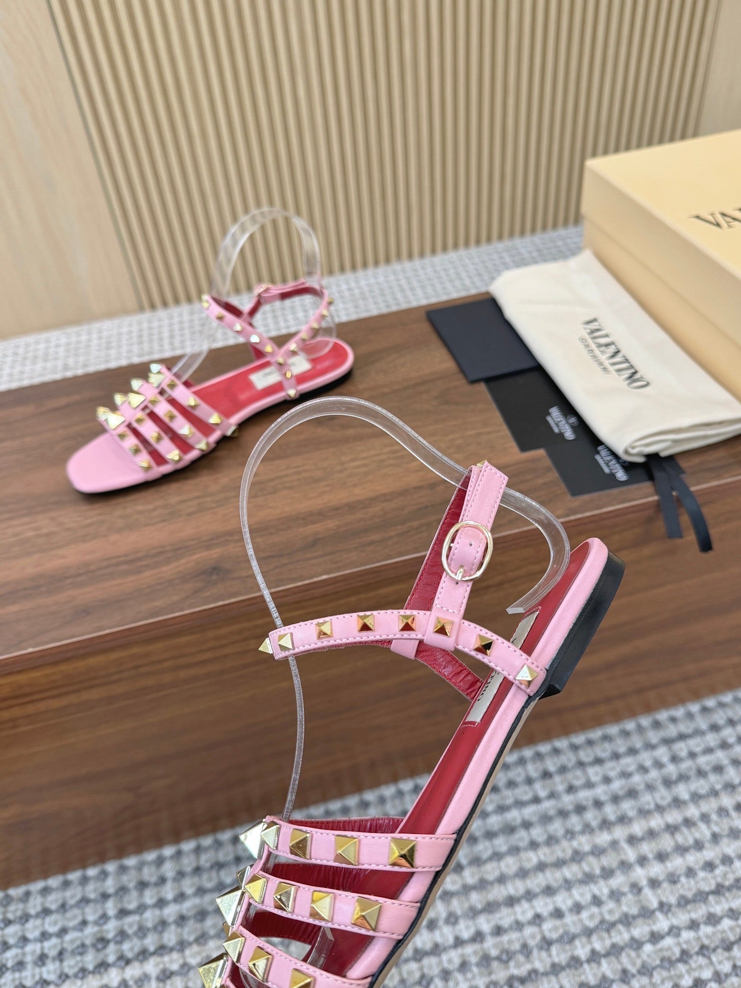 Valentino Garavani Rockstud Caged Calfskin Sandals 863321