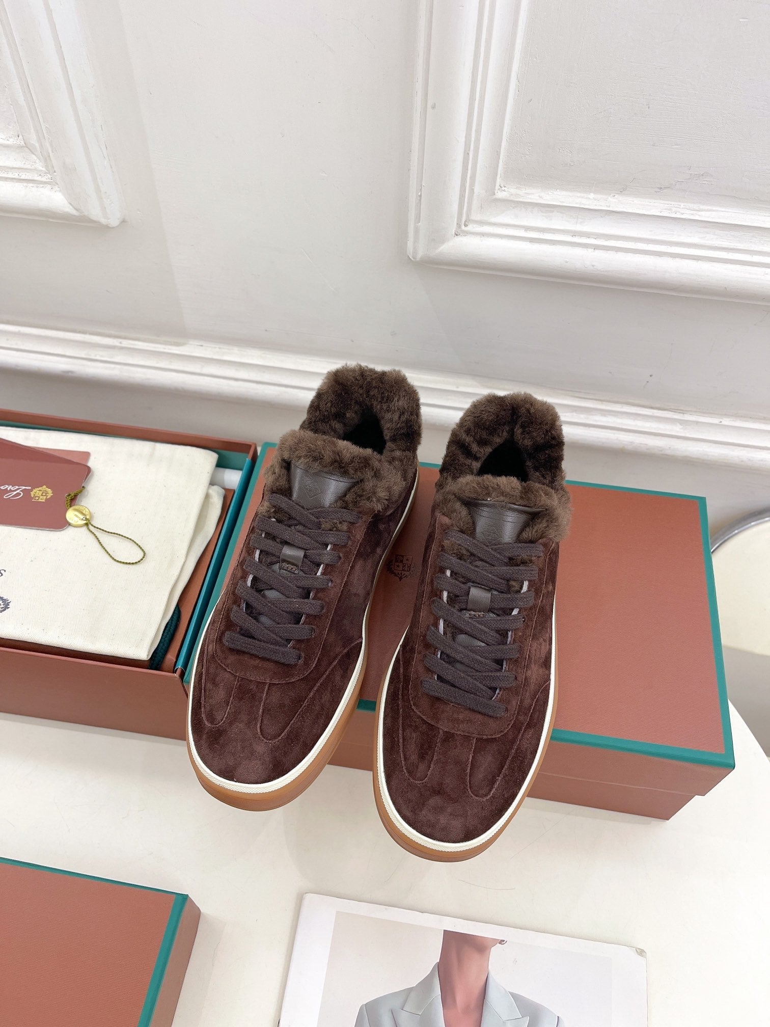 LP Tennis Walk Sneaker In Earth Brown Suede Lined With Wool Fleece 988266