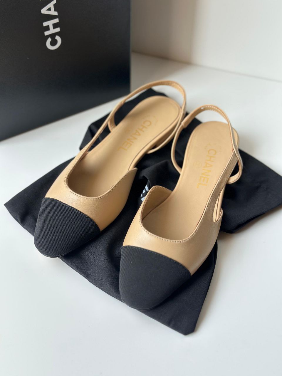 Slingback Flat Lambskin Grosgrain