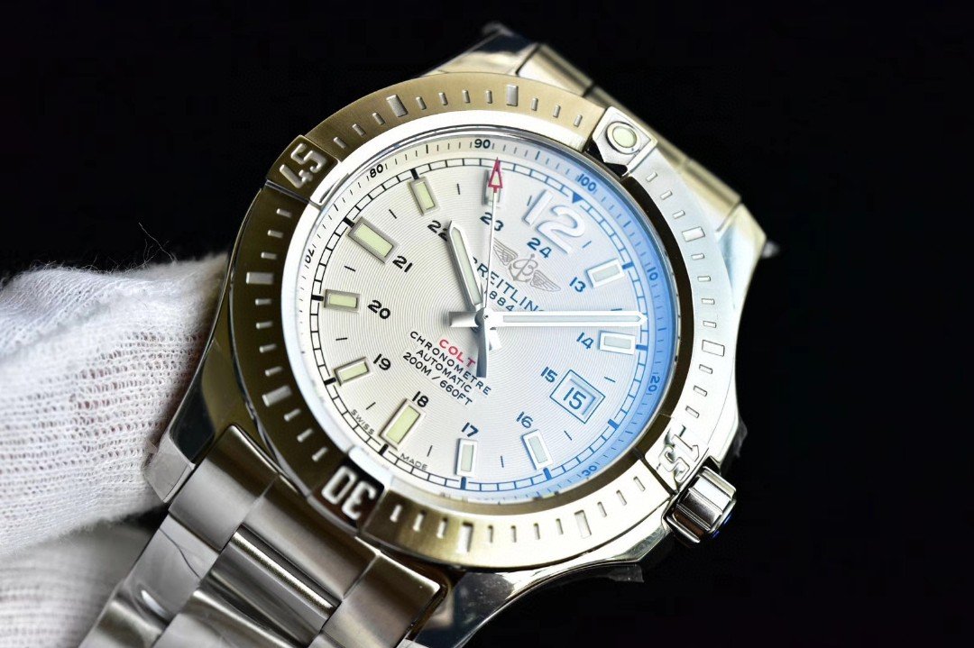 COLT AUTOMATIC 200M STAINLESS STEEL WHITE DIAL