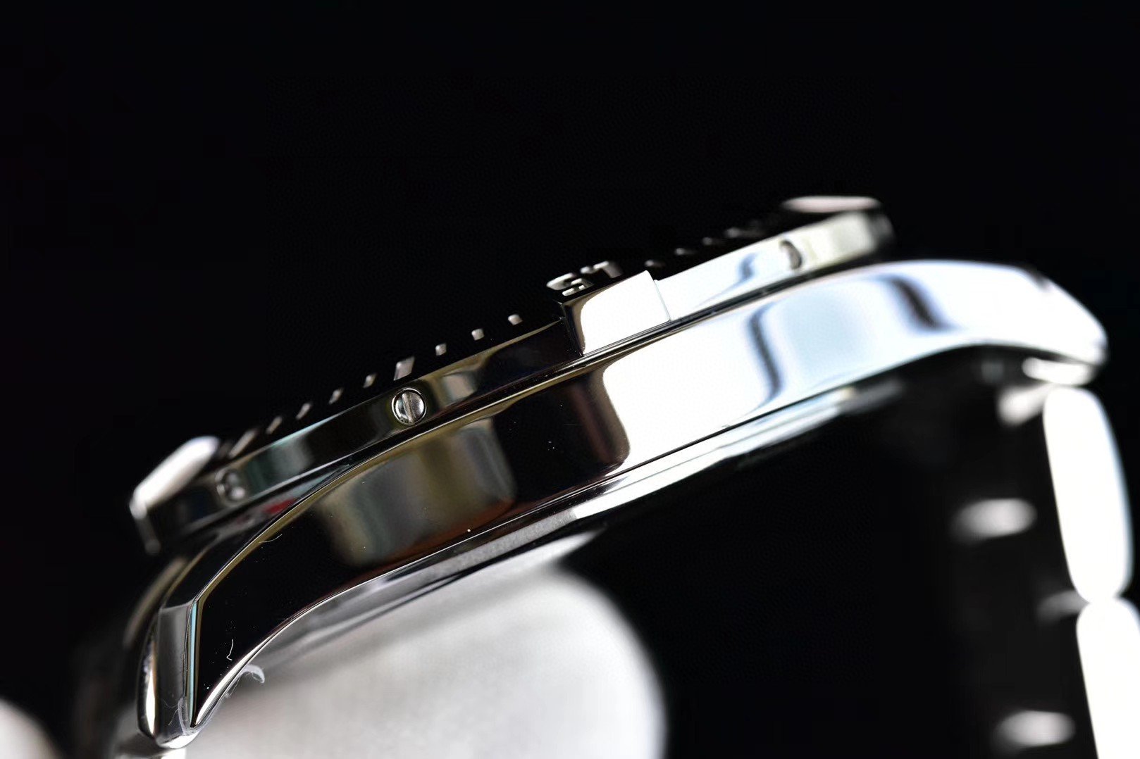 COLT AUTOMATIC 200M STAINLESS STEEL WHITE DIAL