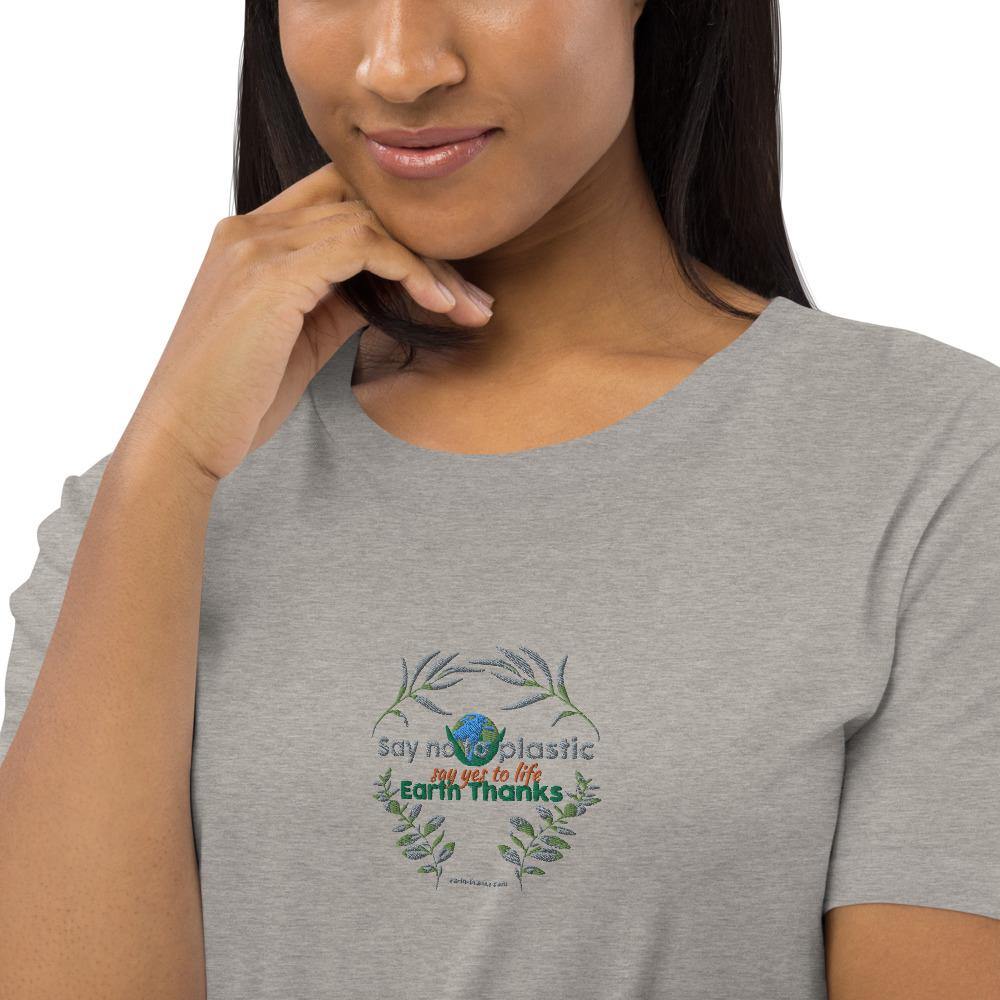 Say no to plastic - Organic cotton t-shirt dress - Earth Thanks - Say no to plastic - Organic cotton t-shirt dress - natural, vegan, eco-friendly, organic, sustainable, apparel, cotton, cotton fiber, eco fashion, eco textiles, embroidery, organic cotton, outfit, sport, sports wear, sportswear, T-shirt dress, woman